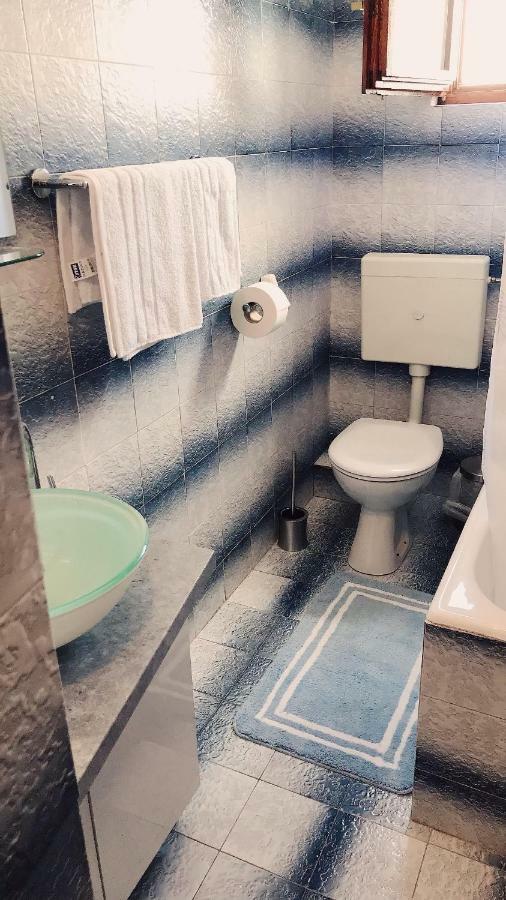 Kaštela Studio Apartment Sabljic מראה חיצוני תמונה