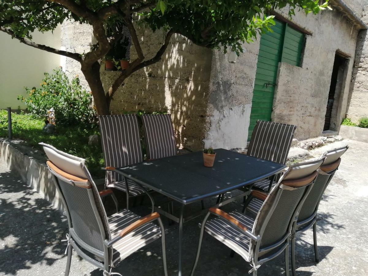 Kaštela Studio Apartment Sabljic מראה חיצוני תמונה